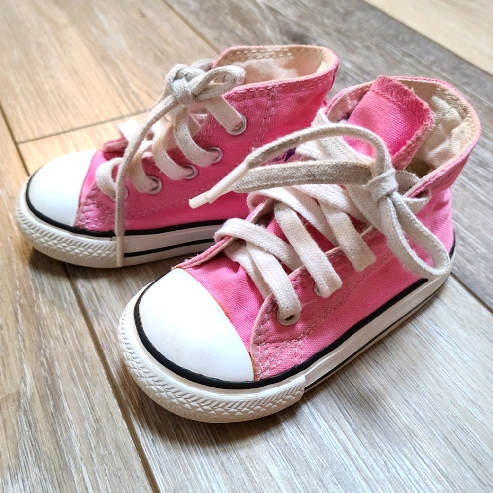 Converse Size 5